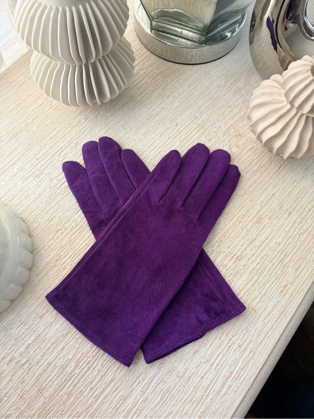VTG Dents Purple Suede Gloves Size L